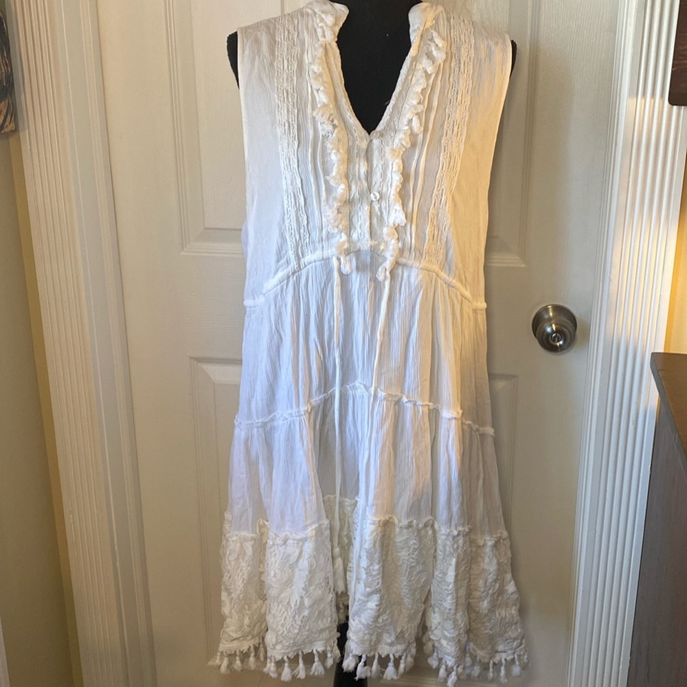 New York & Company White Sleeveless Boho Tiered Dress